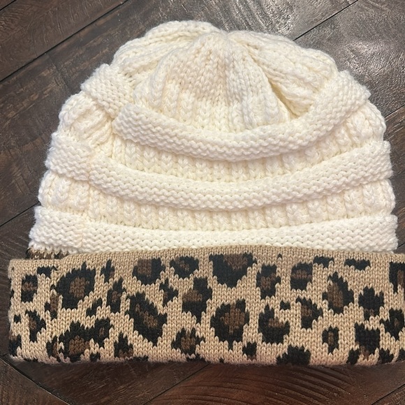 C.C. Brands Women's Cream with Leopard Print Cuff Knit Beanie - Picture 8 of 9